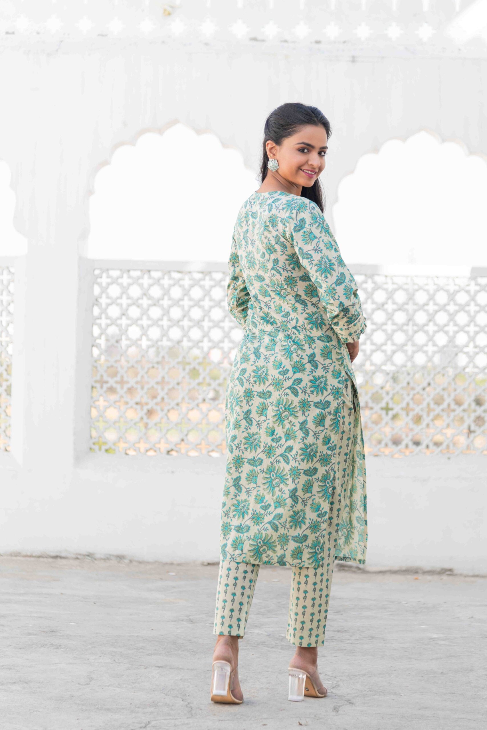 Green Cotton Kurta Set Green Cotton Kurta Set