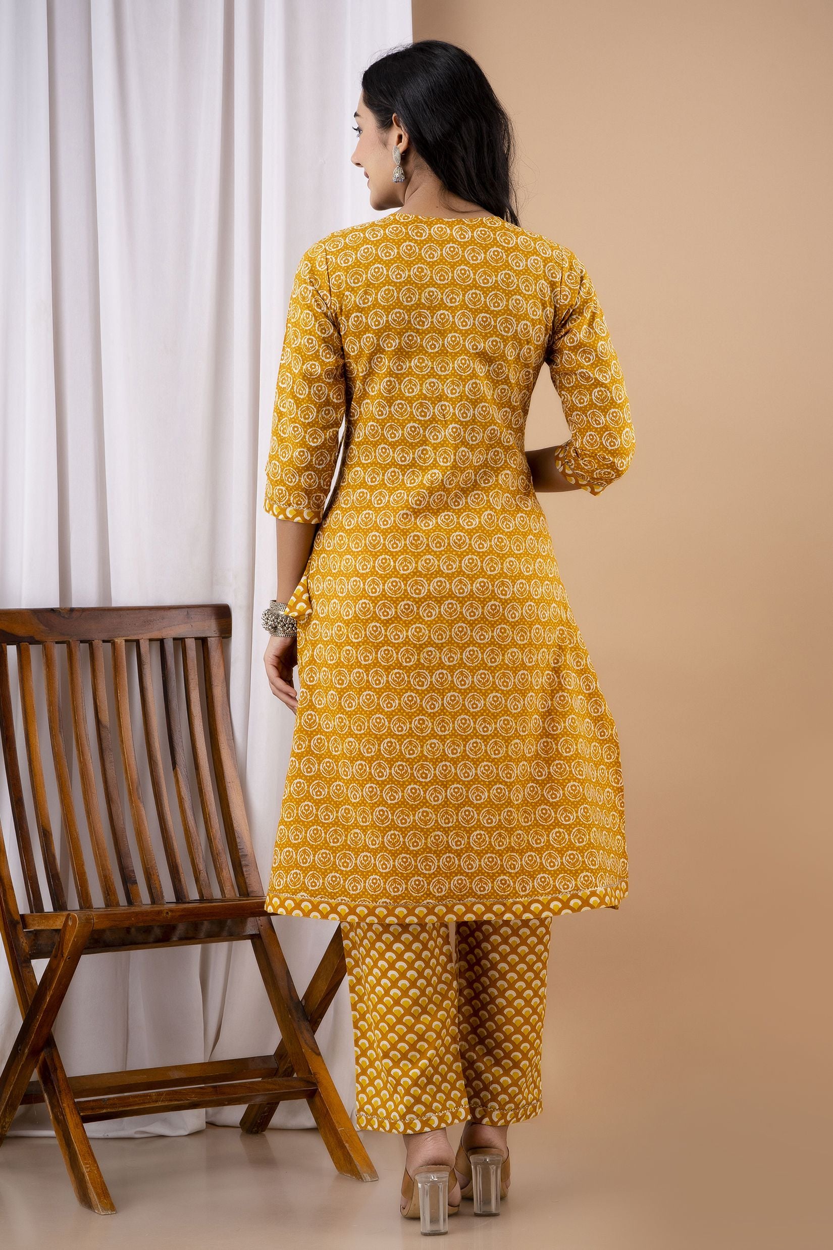 Yellow Cotton Printed Kurta Set Yellow Cotton Printed Kurta Set