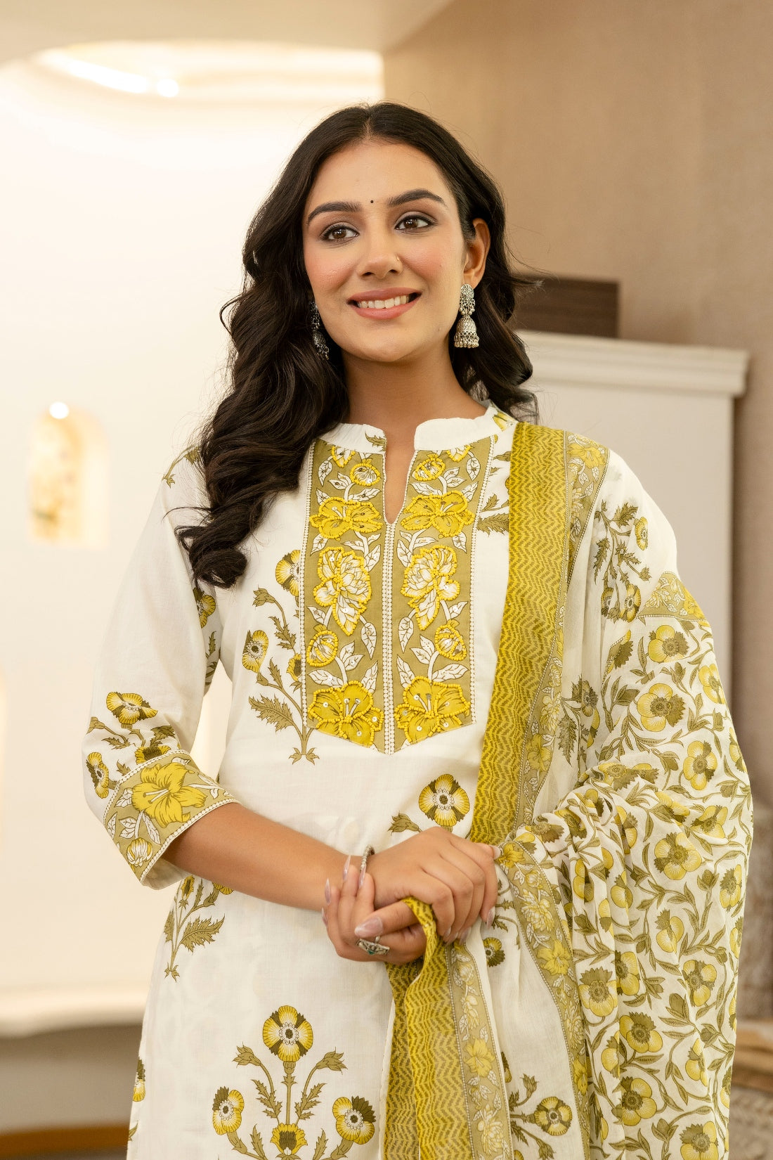 Yellow Motif Print Plackett Highlight Lined Kurta Set with Trousers and Dupatta