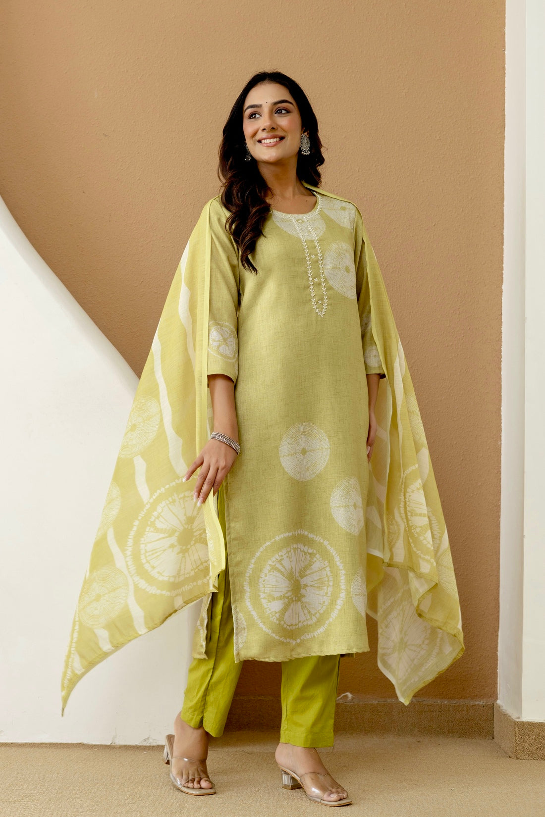 Green Linen with Lining Kurta Set with Trousers and Dupatta