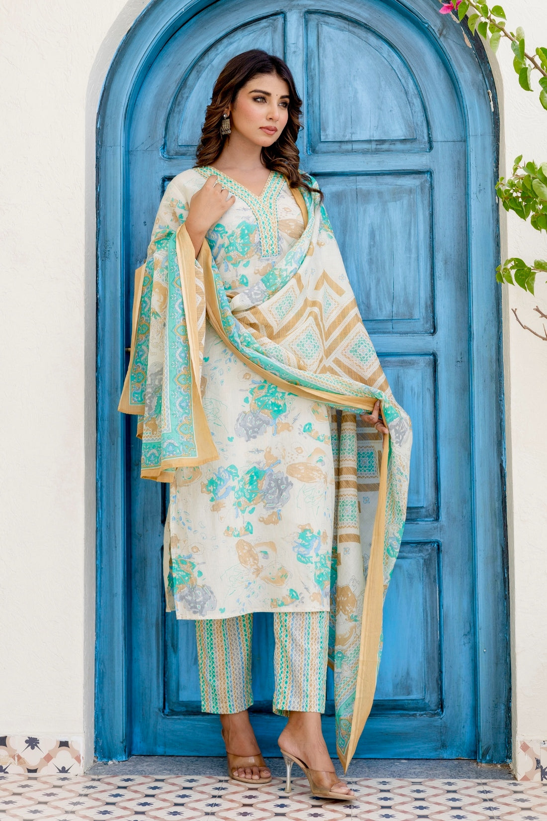 Green Abstract Print Cotton Kurta Set with Trousers and Dupatta
