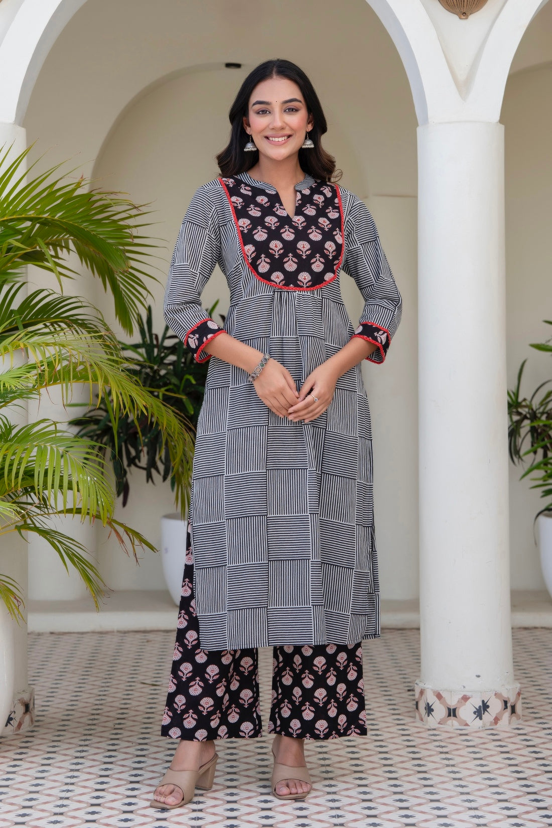 Black Checks Printed Kurta Set with Palazzos and Dupatta