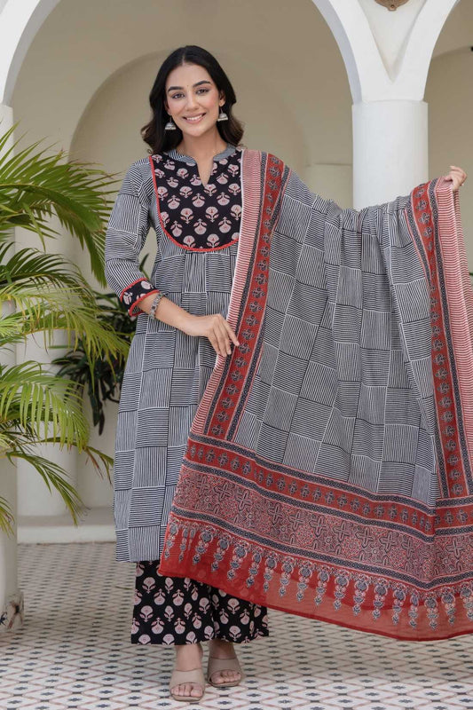 Black Checks Printed Kurta Set with Palazzos and Dupatta