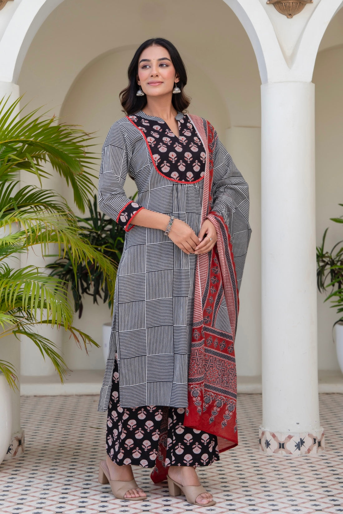 Black Checks Printed Kurta Set with Palazzos and Dupatta