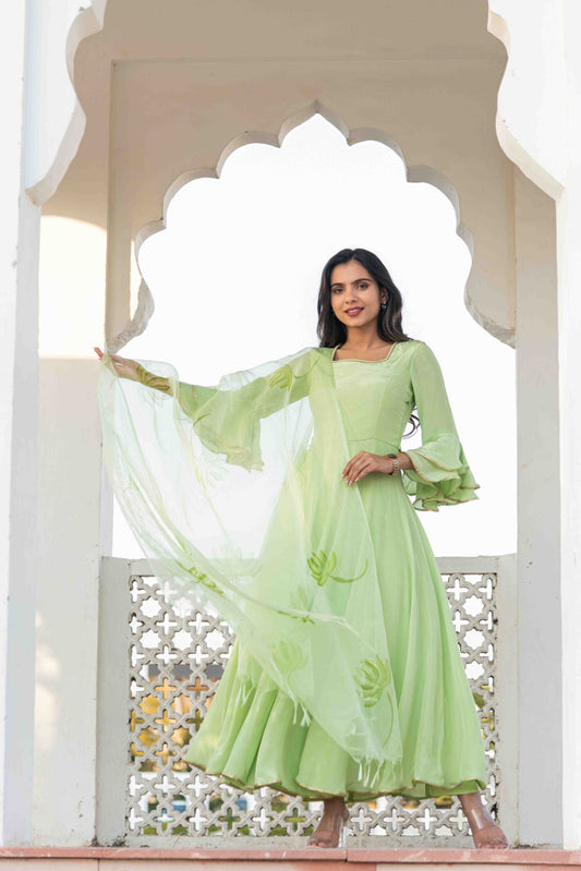 Styling Green Color Ethnic Outfits for Teej Celebration – The Loom Blog